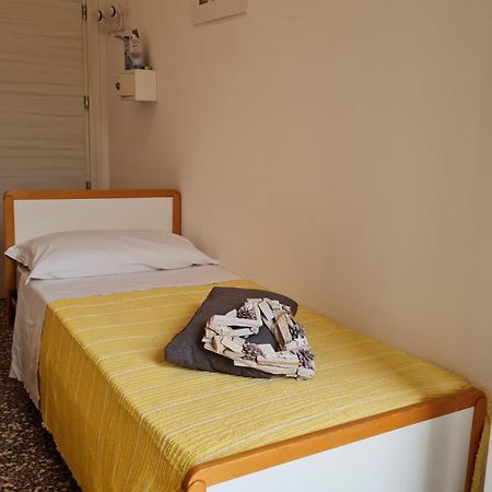 Hotel Marconi Miramare Rimini Exterior photo