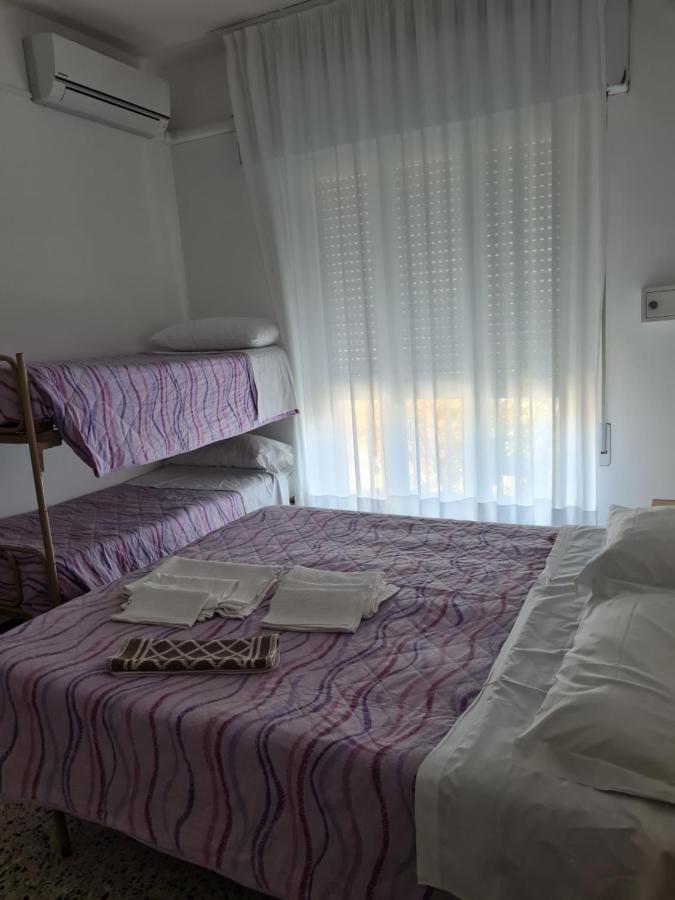 Hotel Marconi Miramare Rimini Exterior photo